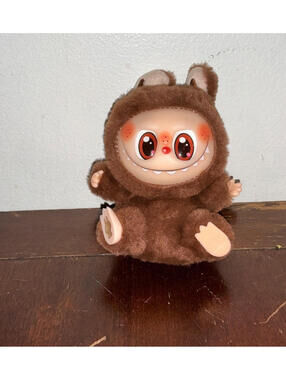 Have a seat DUODUO RARE labubu UNSEALED perfect condition